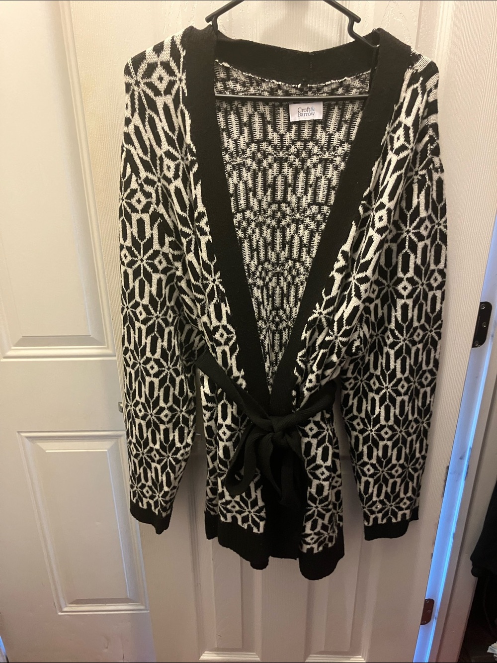 croft & barrow Black and White Geometric Knit Wrap Cardigan